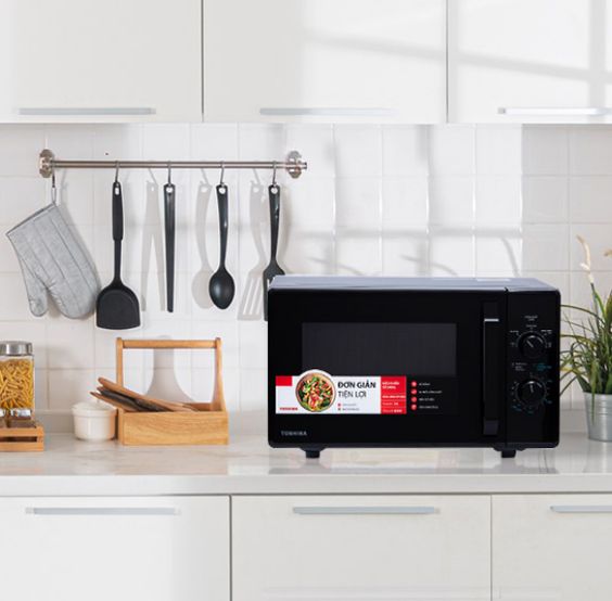 Lò vi sóng Toshiba 24 lít MW2-MM24PC(BK) - hình 1